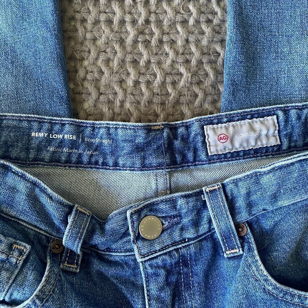 AG Remy Low Rise Boxy Straight Leg 360 Contour Stretch Jeans in Size 26 - Picture 7 of 8